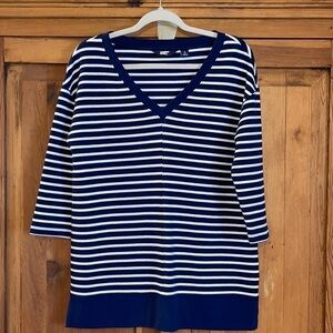 LANDS’ END Blue Striped Cotton Blend V Neck Jersey Knit top Sz. S
